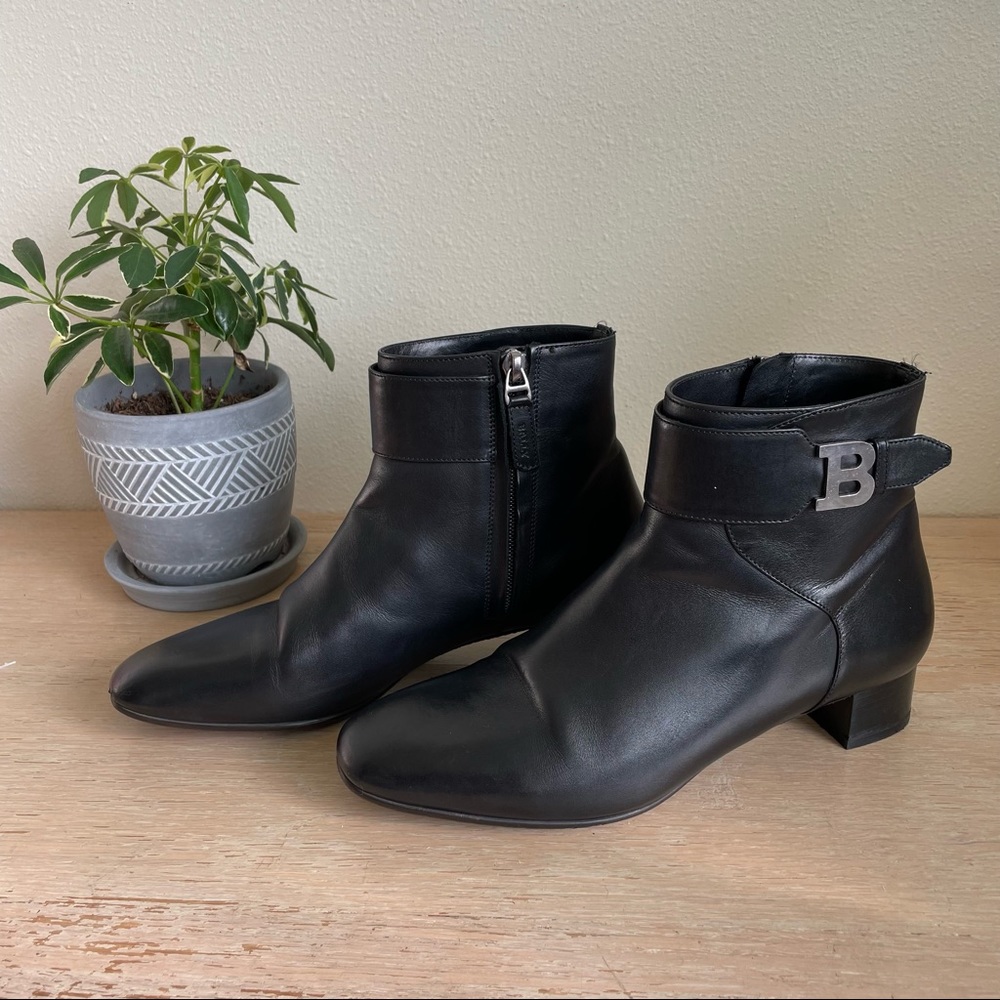 Black Ankle Boots